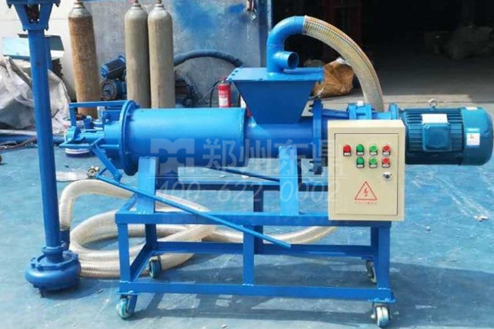 畜禽糞便固液分離機(jī)適用于對養(yǎng)殖場牛糞沼渣、雞糞、豬糞等物料進(jìn)行脫水預(yù)處理